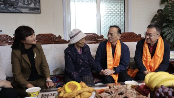 复旦医学院150多名师生暑假干了件大事！超越上千公里，办事1.5万东谈主